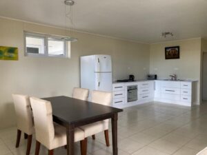 te-huur-appartement-Bottelier-Curacao-keuken