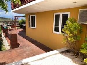 te-huur-appartement-Bottelier-Curacao-buiten