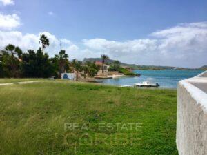 te-huur-appartement-Jan-Sofat-Curaçao-buiten