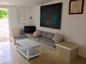 te-huur-appartement-Jan-Sofat-Curaçao-woonkamer